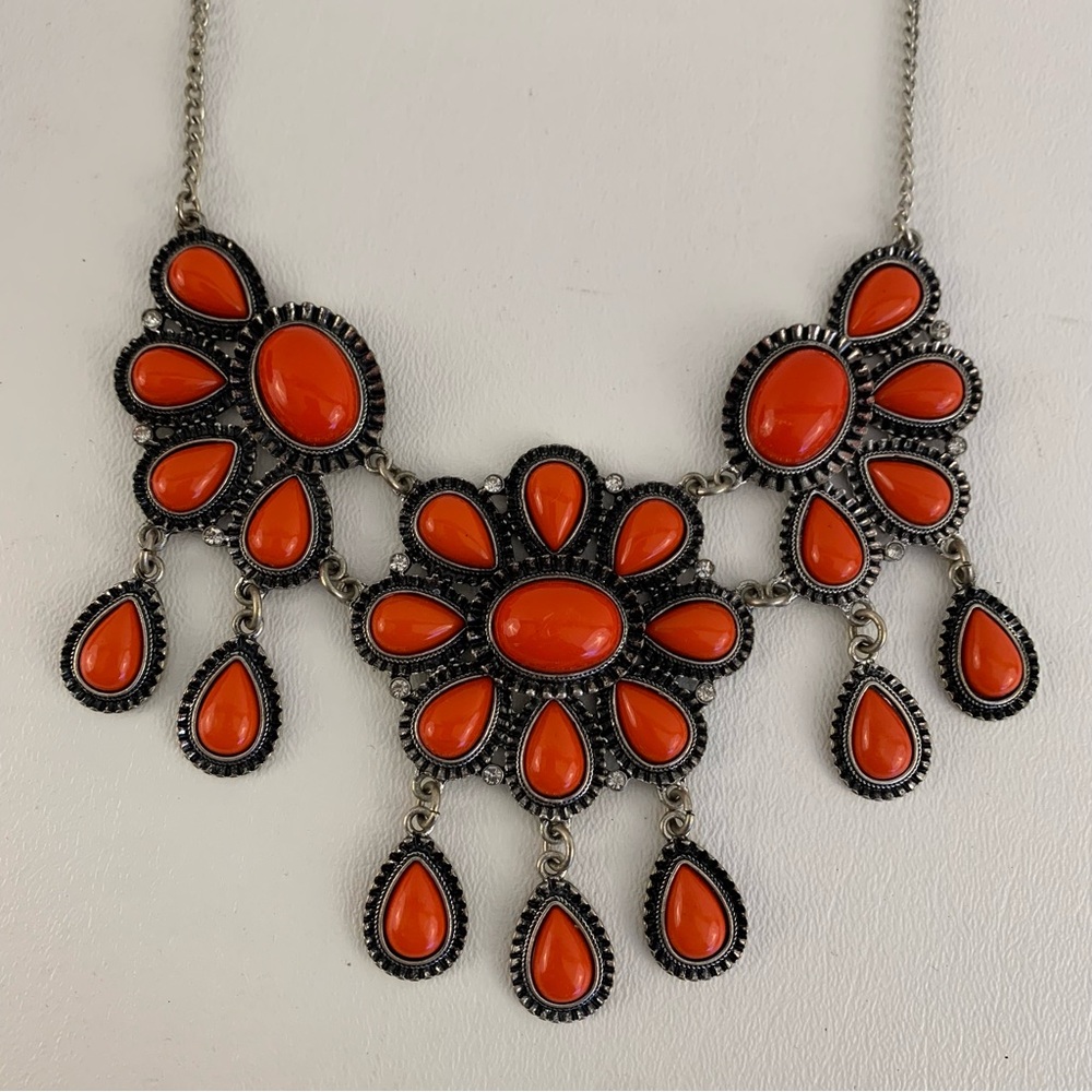 Red Statement Necklace - Picture 2 of 2